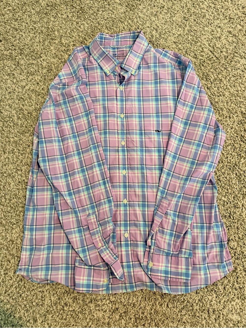 Vineyard Vines Men's Pink and Blue Plaid Button-Down Shirt